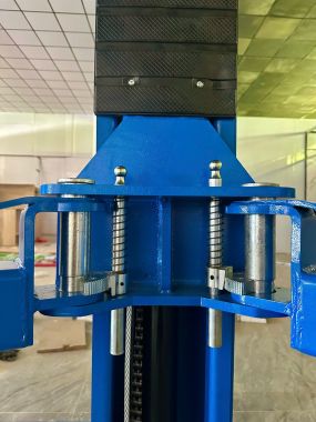 CẦU NÂNG 2 TRỤ CÓ CỔNG 4,5T (KHÓA ĐIỆN) ER-TC45EA