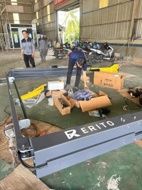 CẦU NÂNG 2 TRỤ CÓ CỔNG 4,5 TẤN ER-TC45A