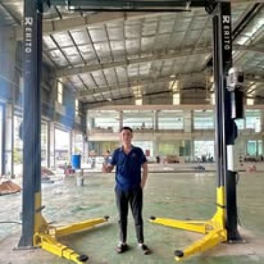 CẦU NÂNG 2 TRỤ CÓ CỔNG 4,5 TẤN ER-TC45A