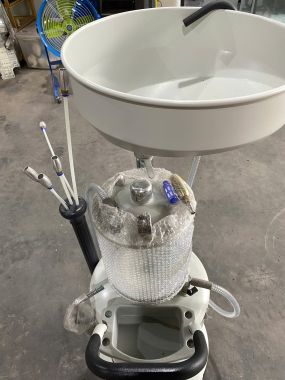 THIẾT BỊ HỨNG HÚT DẦU THẢI ER-AB5701