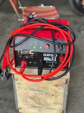 MÁY SẠC ÁC QUY VÀ KHỞI ĐỘNG NHANH 850A