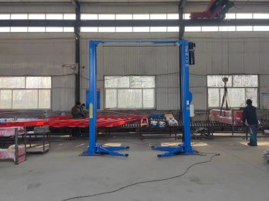 CẦU NÂNG 2 TRỤ CÓ CỔNG 4,5 TẤN(CƠ CẤU KHÓA ĐIỀU KHIỂN BẰNG ĐIỆN) ER-TC45EA