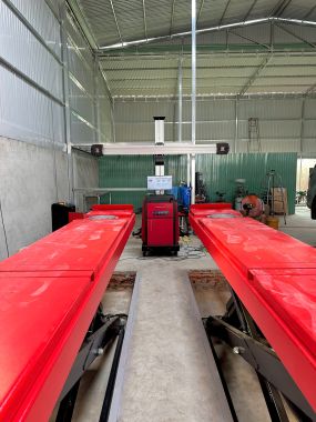 CẦU NÂNG CẮT KÉO 4 TẤN CHO KIỂM TRA GÓC LÁI - CÓ KÍCH PHỤ 2,5 TẤN ER-YL640K