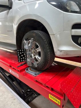 CẦU NÂNG CẮT KÉO 5 TẤN CHO KIỂM TRA GÓC LÁI - CÓ KÍCH PHỤ 2,5 TẤN ER-YL750A