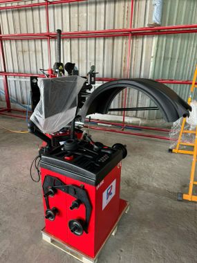 THIẾT BỊ CÂN BẰNG ĐỘNG LỐP Ô TÔ TỰ ĐỘNG ER-90E