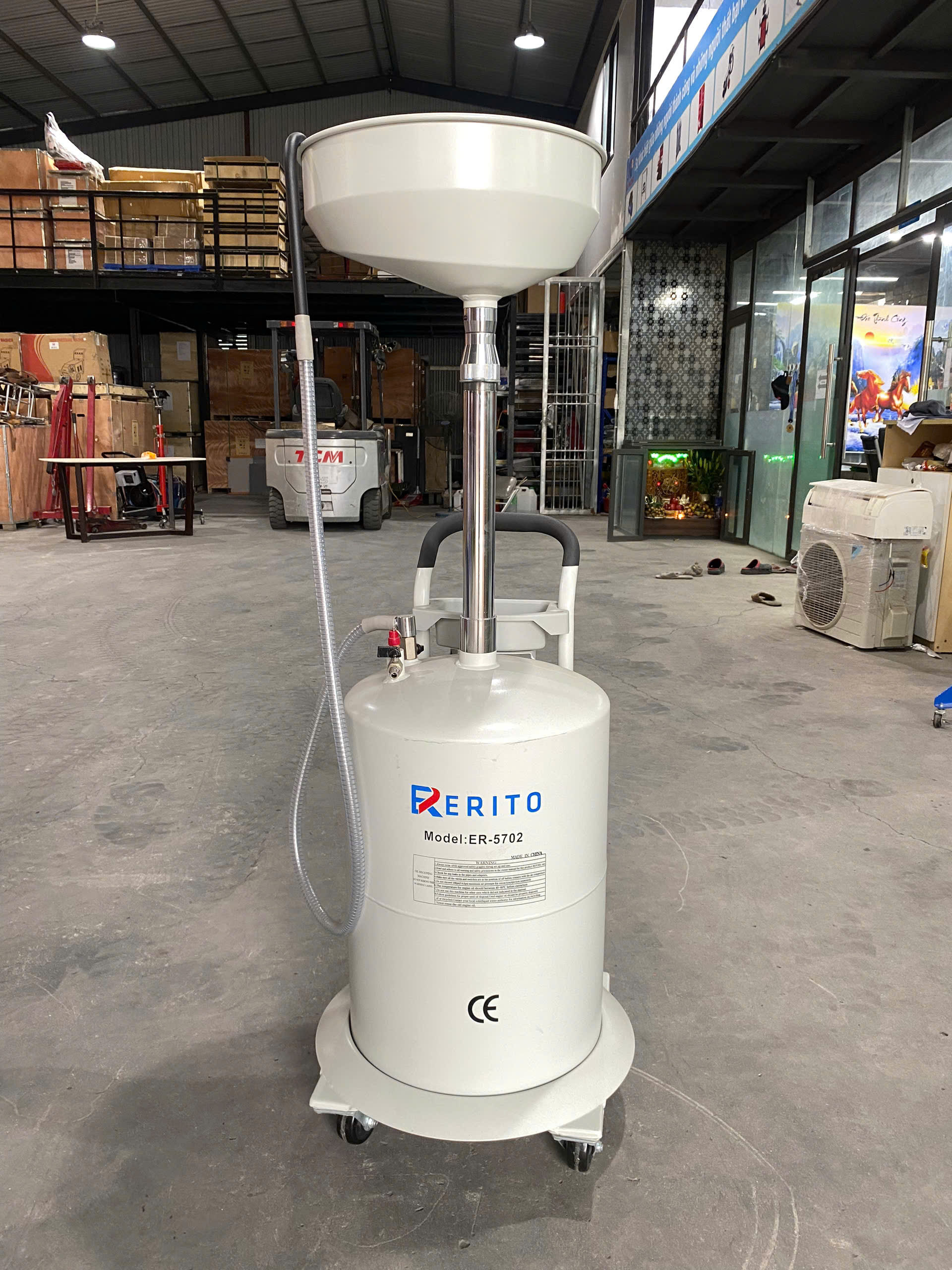 THIẾT BỊ HỨNG DẦU THẢI ER-AB5702