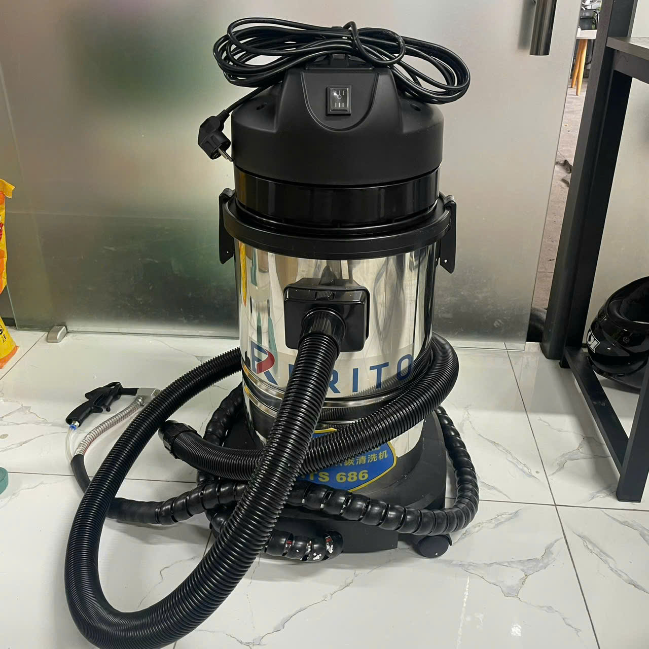 MÁY BẮN CHẤU (VỆ SINH HỌNG HÚT ĐỘNG CƠ) HTS 686