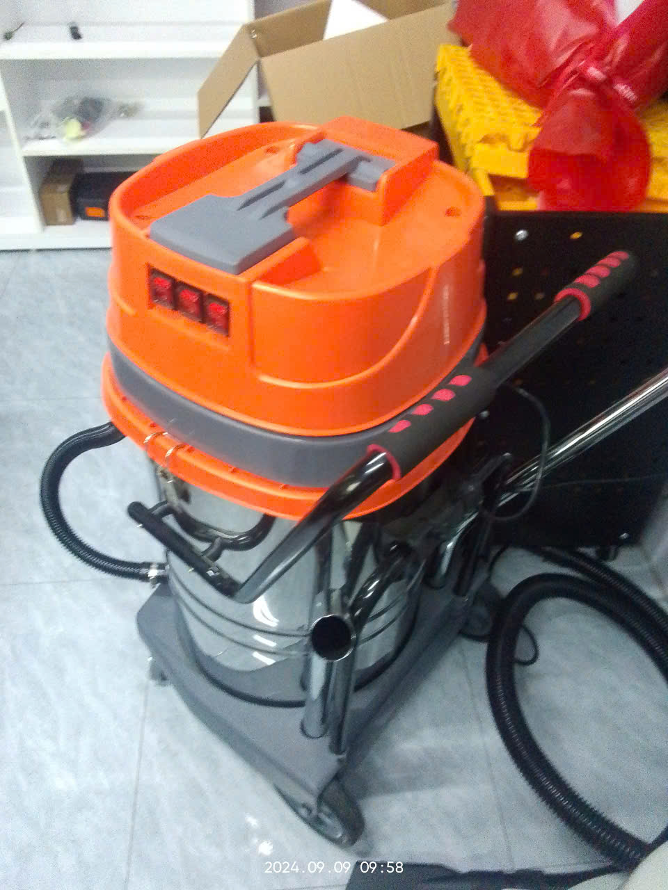 MÁY HÚT BỤI KHÔ VÀ ƯỚT M59 (CC-80L-1)