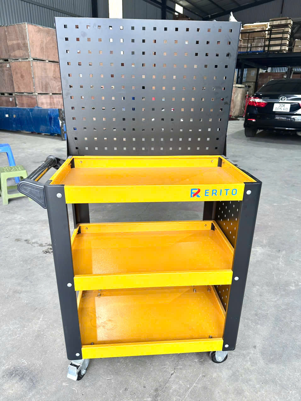XE ĐẨY 03 TẦNG - TẤM ĐỘT LỖ, GIÁ TREO AB6102